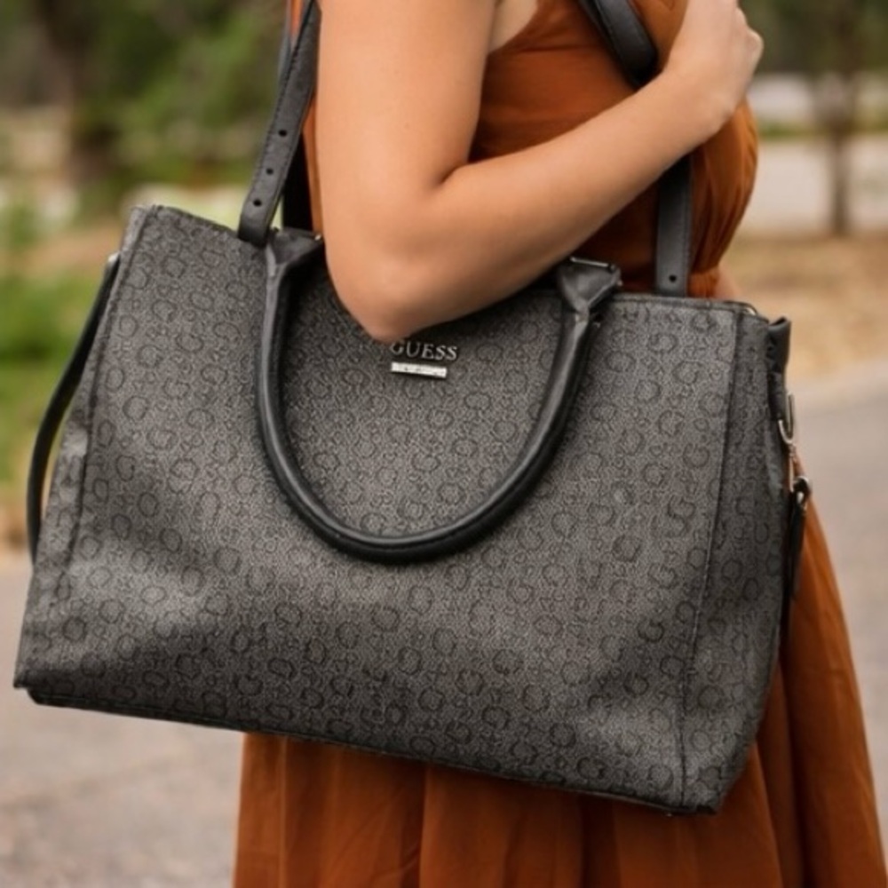 New!! GUESS Gray Women's Bag - Picture 3 of 14